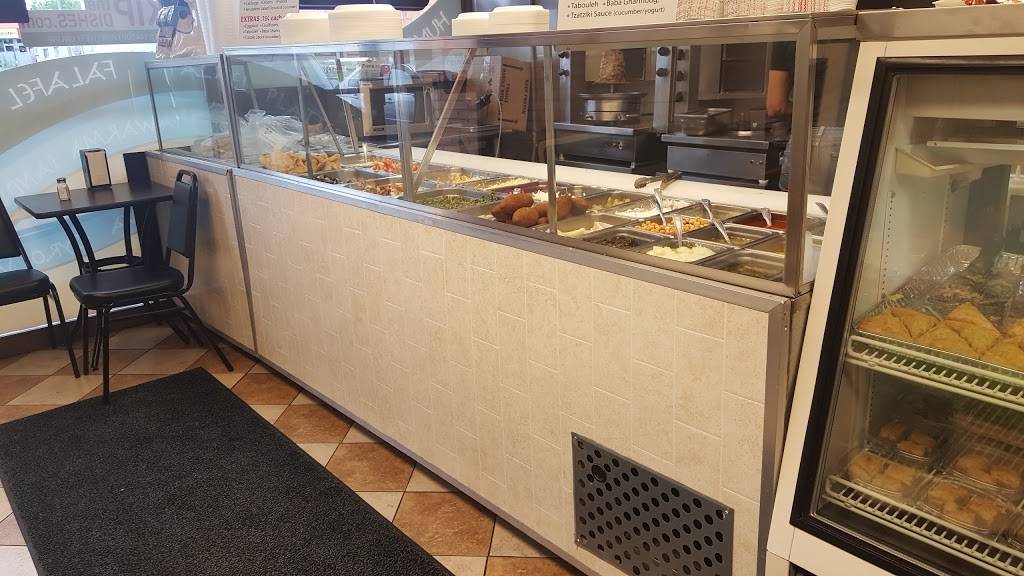 Pita Hut Grille | restaurant | 4965 N High St, Columbus, OH 43214, USA | 6144330996 OR +1 614-433-0996