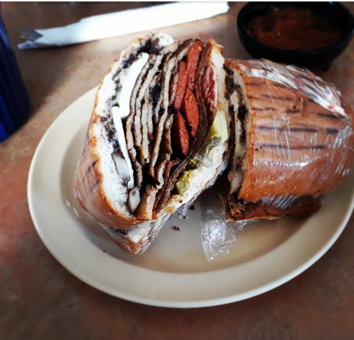 La Tortuga | restaurant | 1257 Fremont Blvd, Seaside, CA 93955, USA | 8318998429 OR +1 831-899-8429