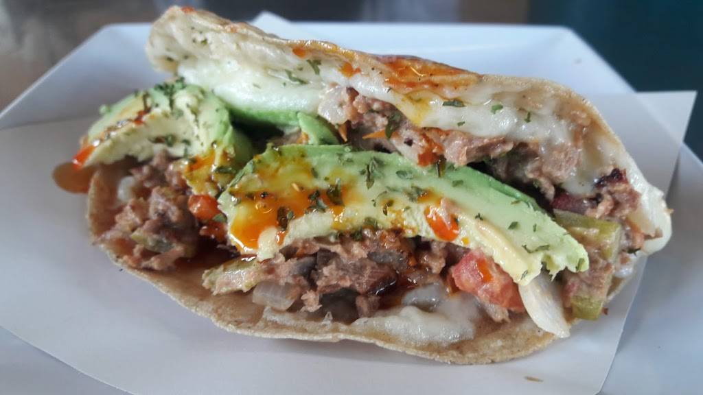 Pez Urbano | restaurant | L-10, Gastélum 120, Zona Centro, 22800 Ensenada, B.C., Mexico | 016461190034 OR +52 646 119 0034