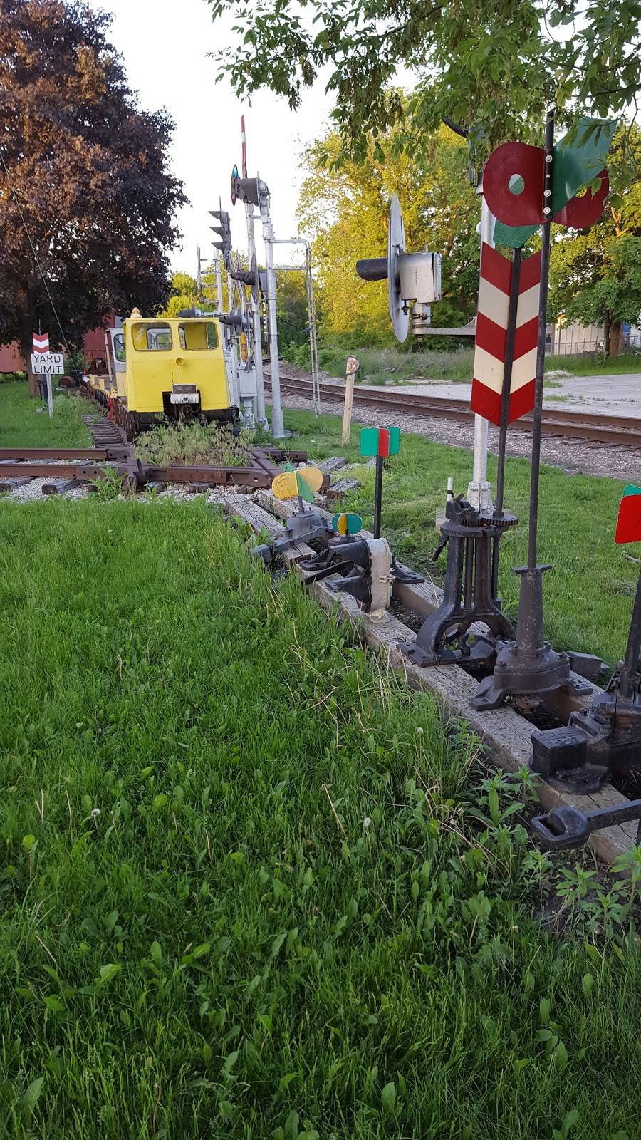 J Q Foxes | restaurant | 2835 Wisconsin St, Sturtevant, WI 53177, USA | 2628849424 OR +1 262-884-9424