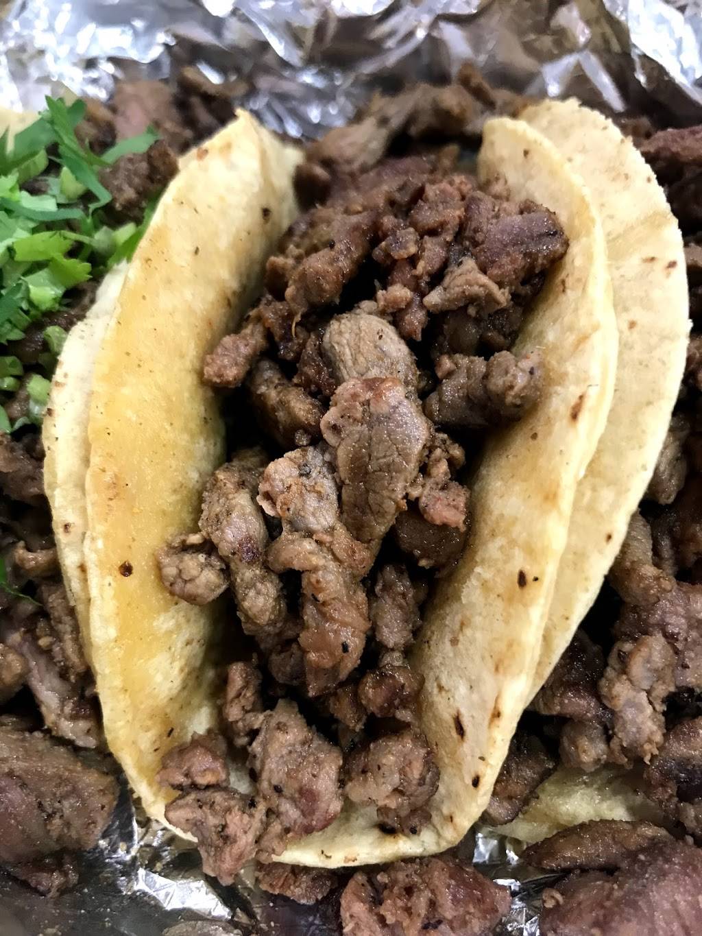 Tacos los viejones | restaurant | 90 W 84th Ave, Denver, CO 80260, USA | 7205778381 OR +1 720-577-8381