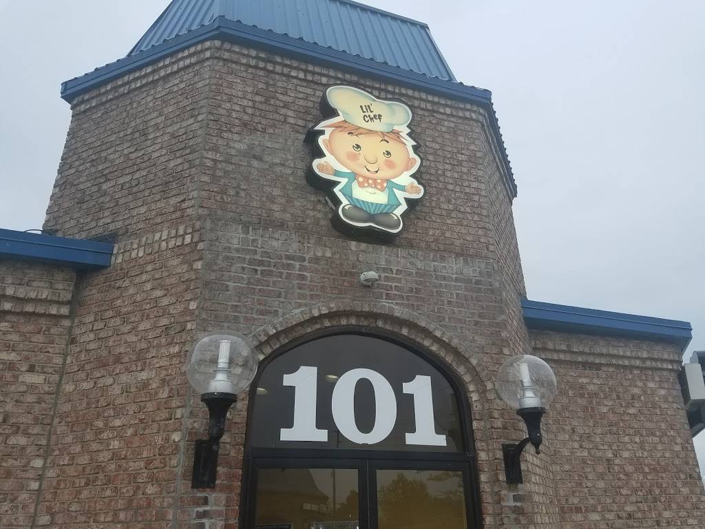Lil Chef | restaurant | 101 Brookside Ln # D, Brighton, MI 48116, USA | 8102275520 OR +1 810-227-5520