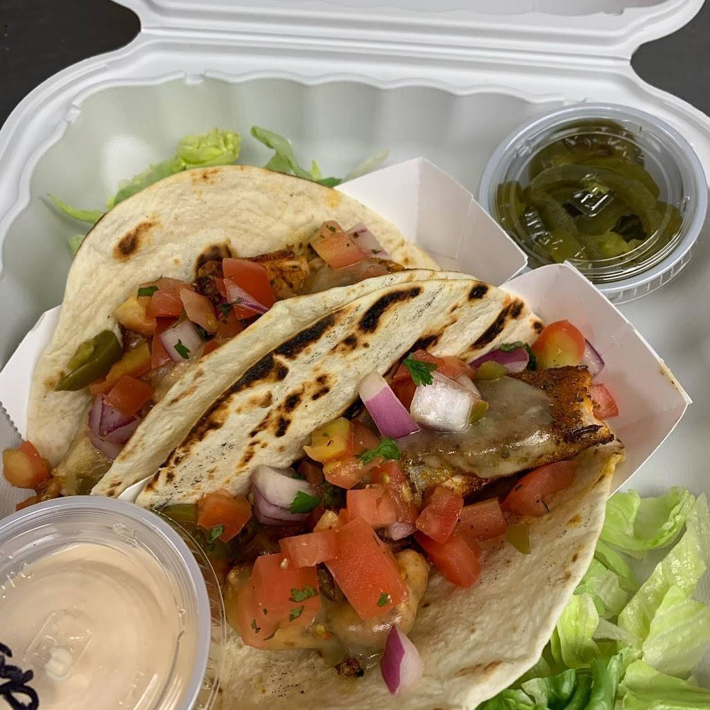 104 Main Public House | restaurant | 104 Main St, Topsham, ME 04086, USA | 2072952153 OR +1 207-295-2153