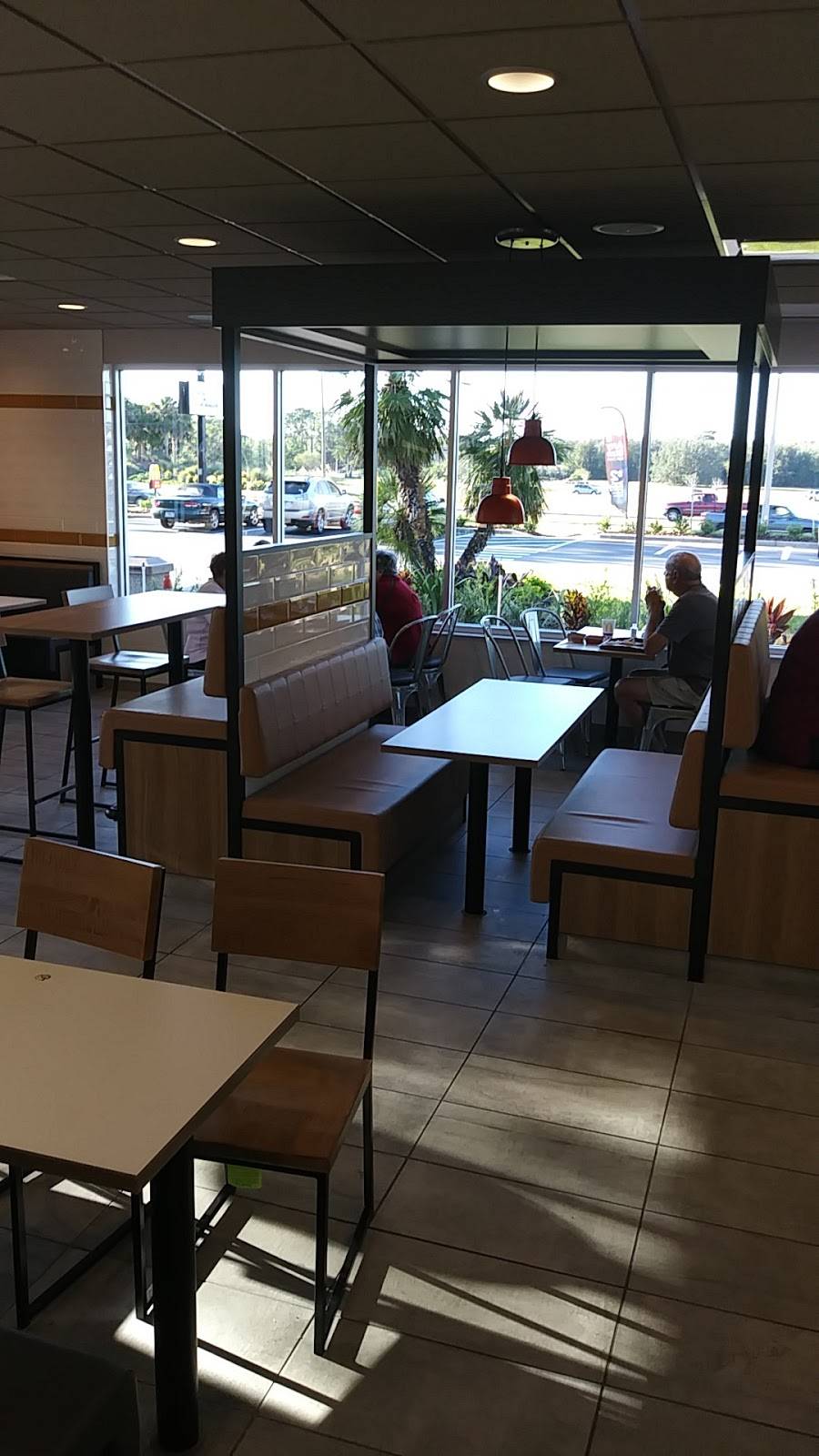 McDonalds | cafe | 8240 SW State Rd 200, Ocala, FL 34481, USA | 3523048117 OR +1 352-304-8117