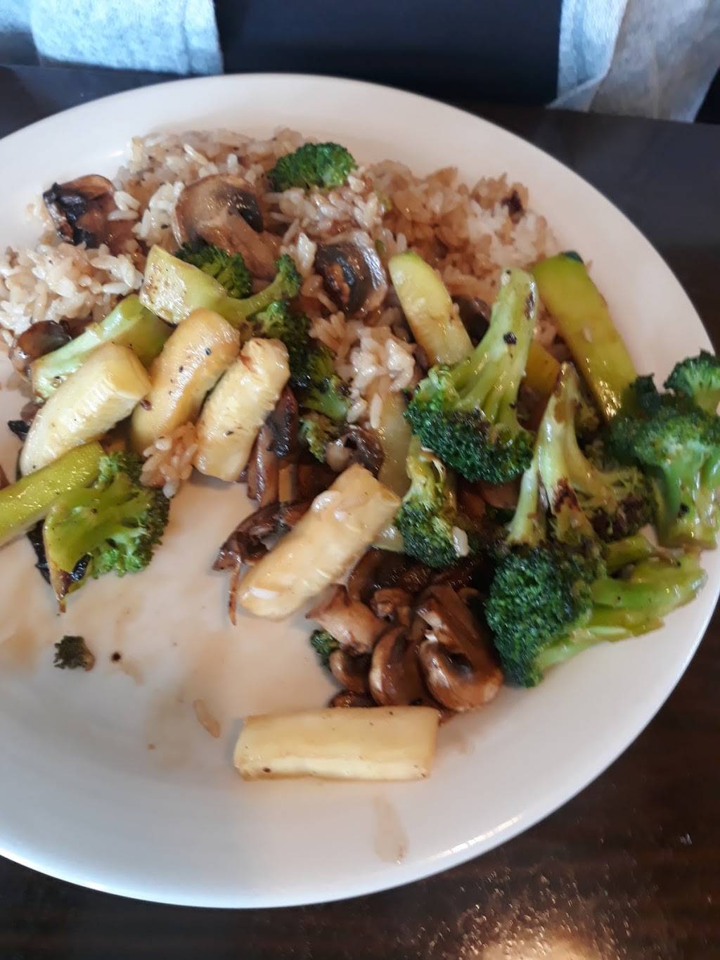 Kobe Japanese Steak House | restaurant | 967 S 1st St, Jesup, GA 31545, USA | 9125881818 OR +1 912-588-1818