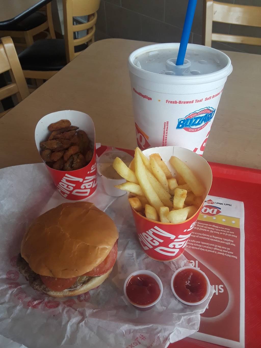 Dairy Queen | restaurant | 5425 Antoine Dr, Houston, TX 77091, USA | 7136827078 OR +1 713-682-7078