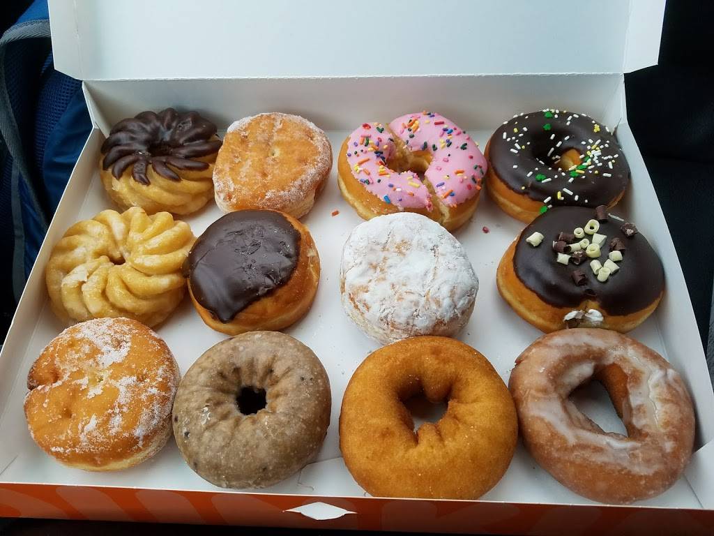 Dunkin Donuts | cafe | 180 S Airport Blvd, South San Francisco, CA 94080, USA | 6507429101 OR +1 650-742-9101