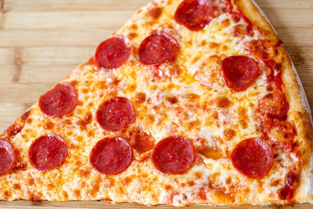 pizza de miami | meal takeaway | 601 collins ave #5 In Between Collins Ave &, Ocean Dr, Miami Beach, FL 33139, USA | 3056037209 OR +1 305-603-7209