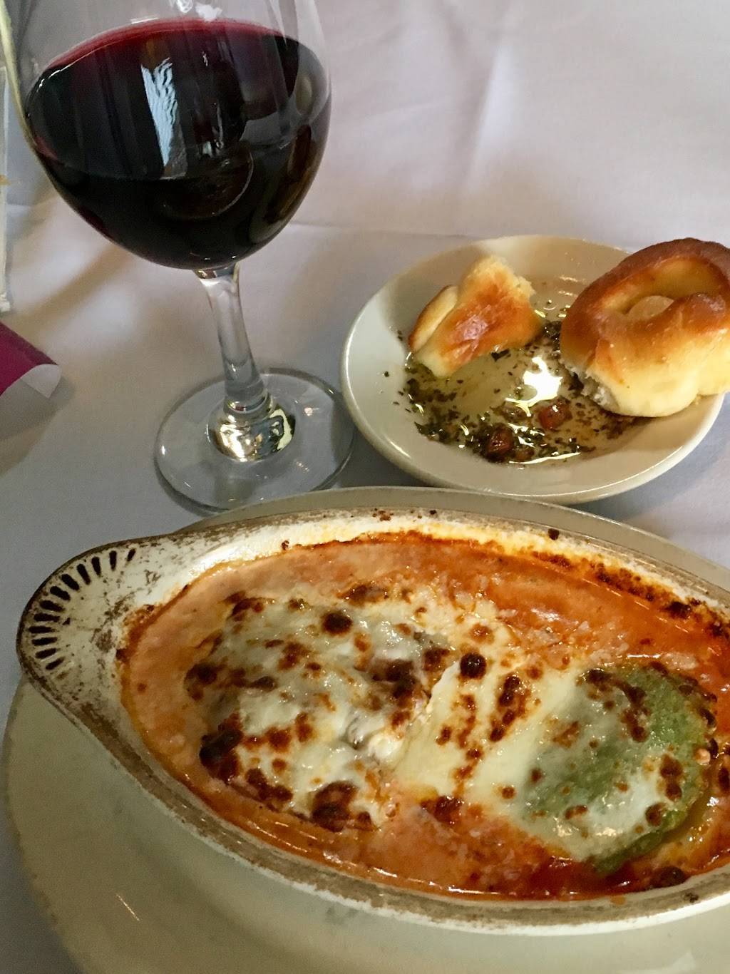 Luigis Italian Restaurant | restaurant | 127 S Main St, Ottawa, KS 66067, USA | 7852422988 OR +1 785-242-2988