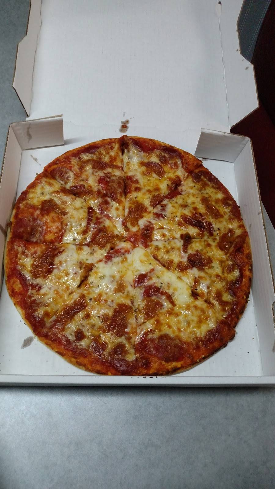 Checkers Pizza | restaurant | 302 N Seltzer St, Crestline, OH 44827, USA | 4196831360 OR +1 419-683-1360