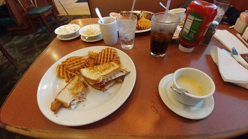 Lumes Pancake House | restaurant | 12401 S Harlem Ave, Palos Heights, IL 60463, USA | 7083617744 OR +1 708-361-7744