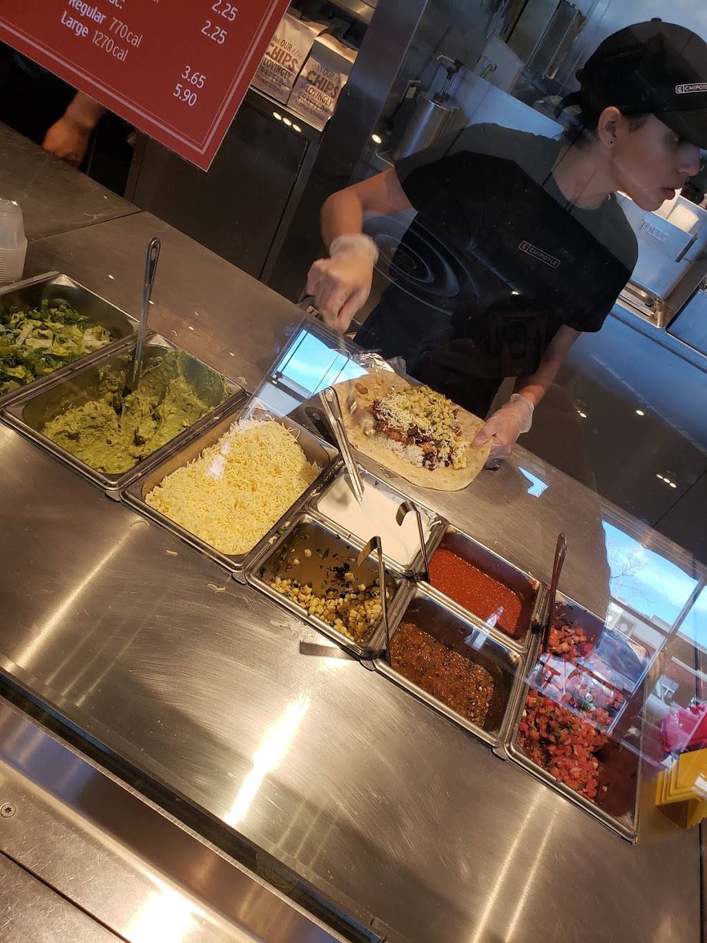 Chipotle Mexican Grill | restaurant | 895 N Academy Blvd, Colorado Springs, CO 80909, USA | 7195721727 OR +1 719-572-1727