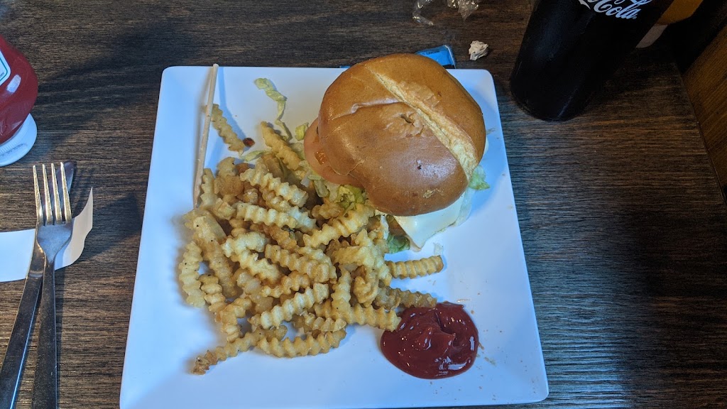 Jamies Restaurant & Sports Grill | restaurant | 649 US-62, Berryville, AR 72616, USA | 8705052019 OR +1 870-505-2019