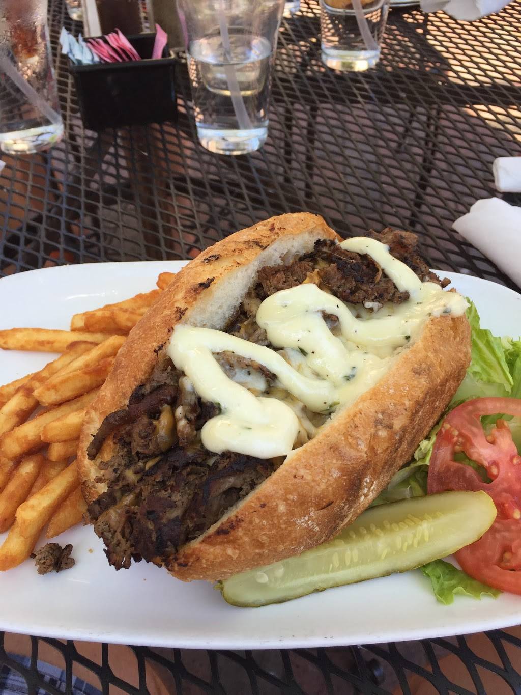 J. Brian’s Tap Room | restaurant | 200 Hanover St, Fredericksburg, VA 22401, USA | 5403730738 OR +1 540-373-0738