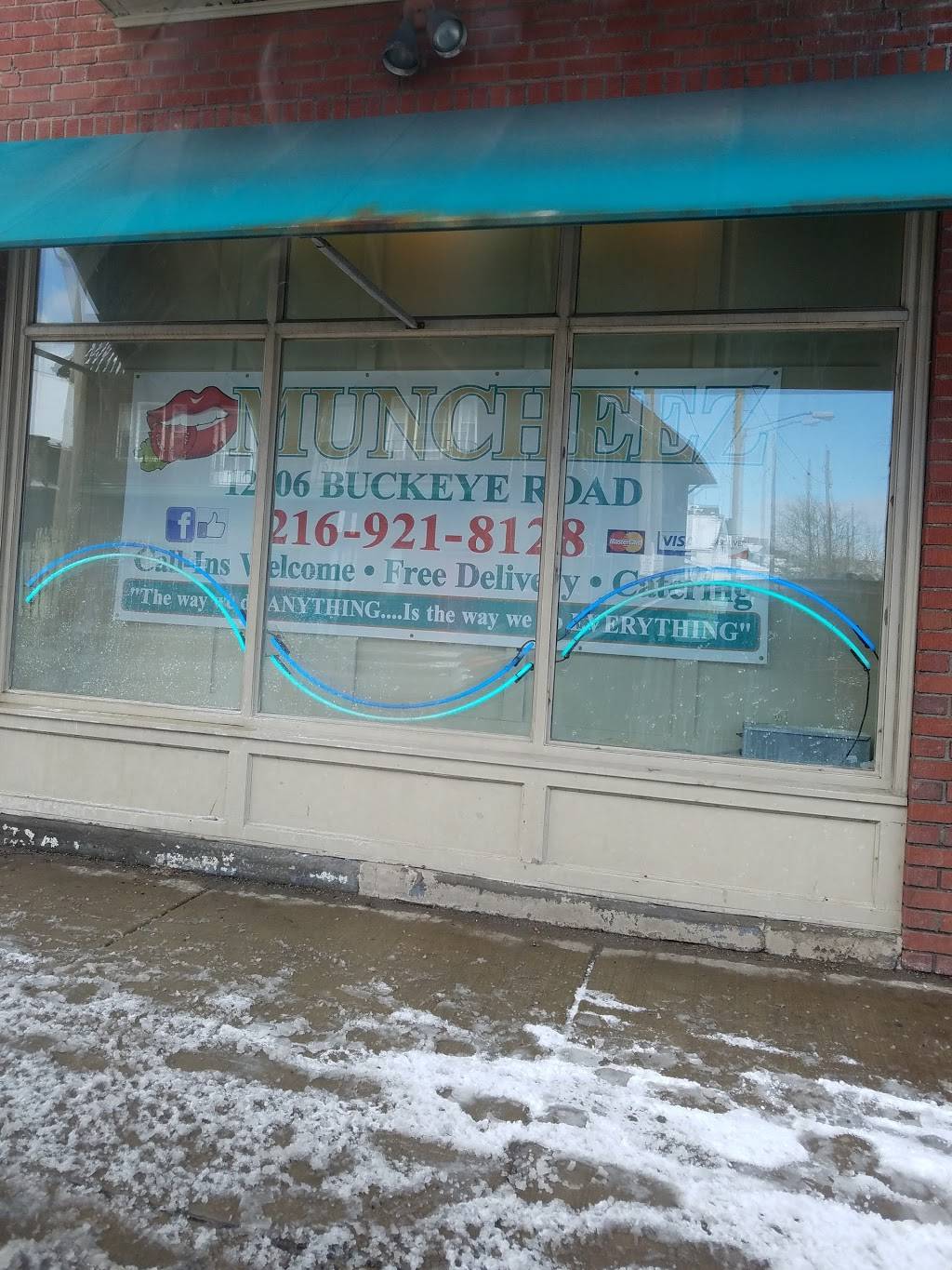 Muncheez | restaurant | 12306 Buckeye Rd, Cleveland, OH 44120, USA | 2169218128 OR +1 216-921-8128