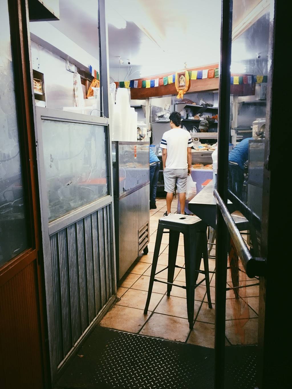 Tawa Roti Dhaulagiri Food | restaurant | 37-38 72nd St, Jackson Heights, NY 11372, USA | 7184577766 OR +1 718-457-7766