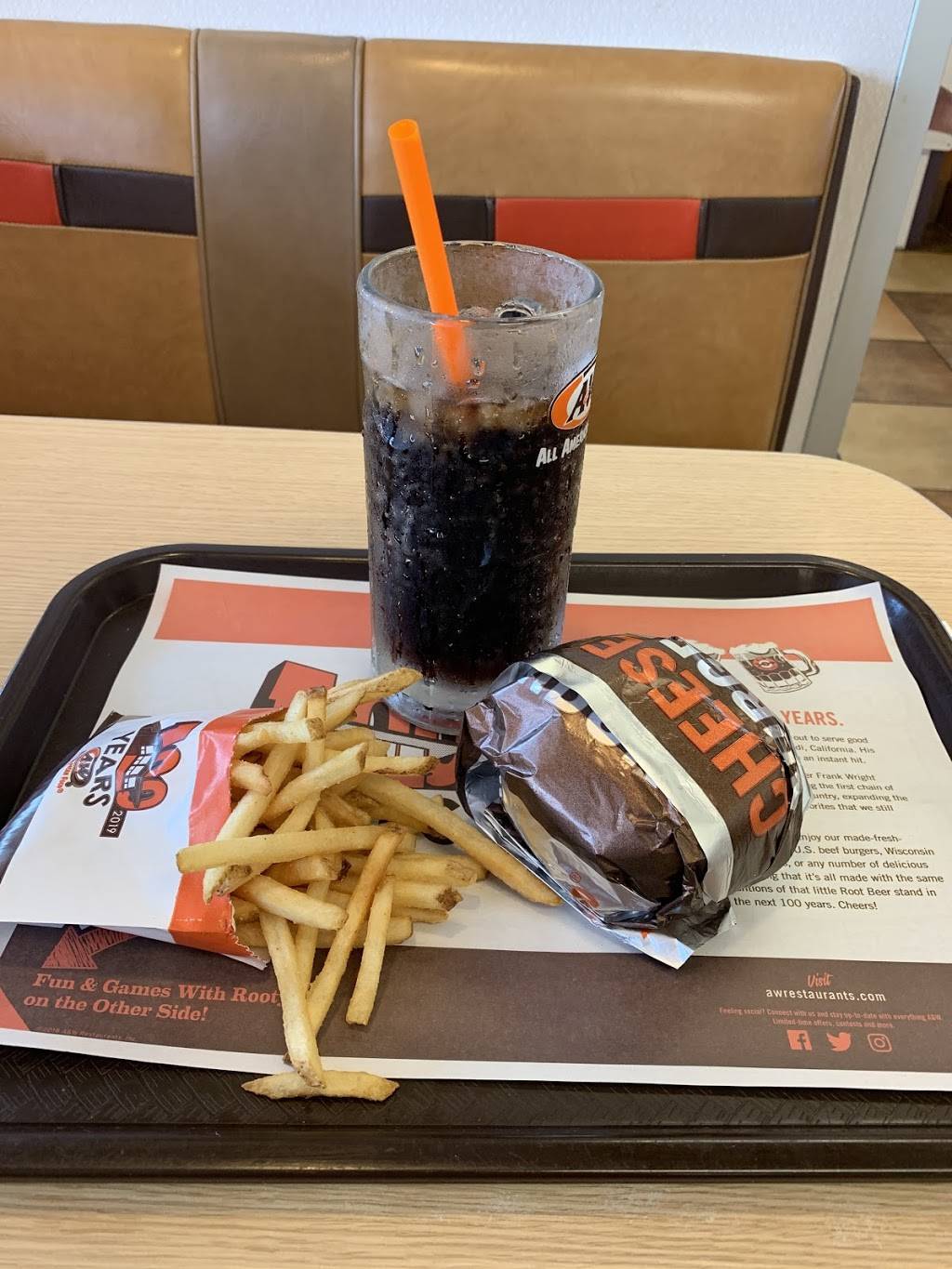 A&W | restaurant | 925 Frontenac Dr, Winona, MN 55987, USA | 5074521030 OR +1 507-452-1030