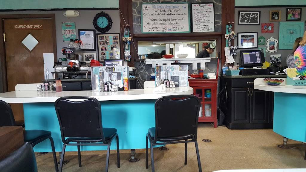 Breakfast at Tiffanys | restaurant | 45 S Walnut St, Sharpsville, PA 16150, USA | 7249621366 OR +1 724-962-1366