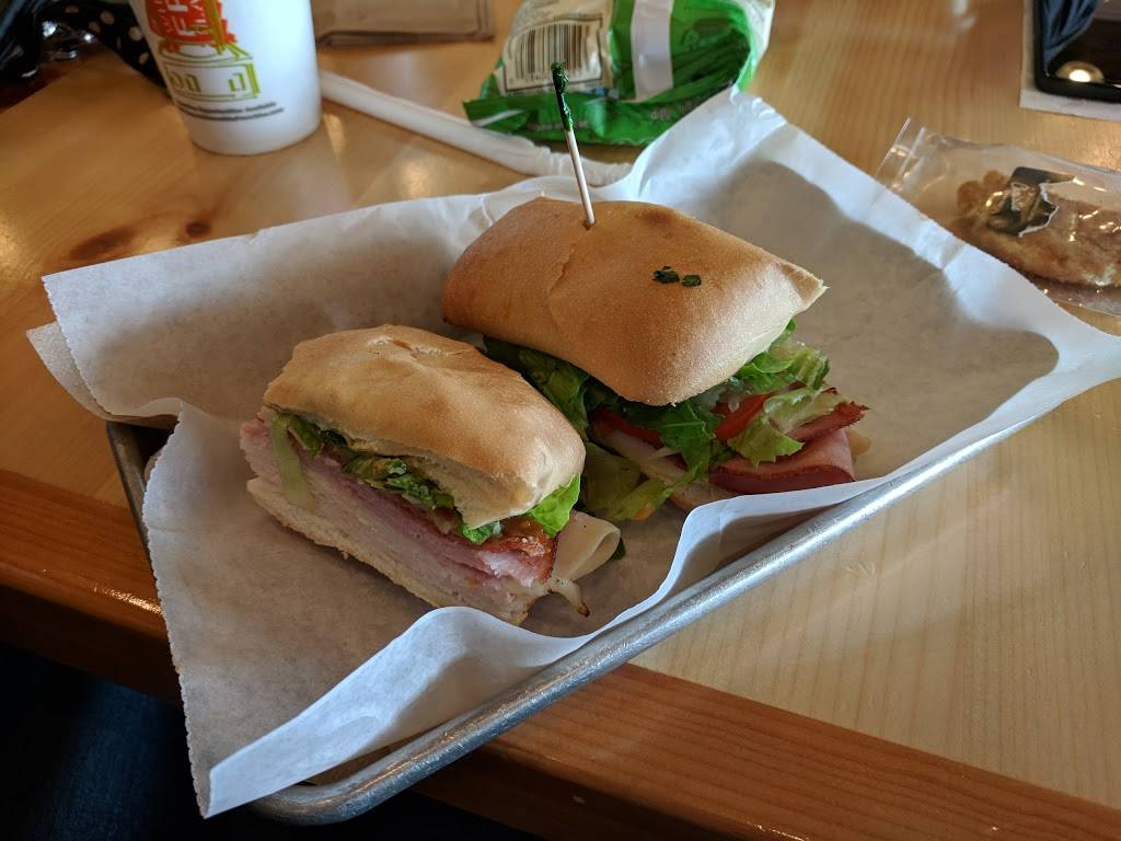 Tropical Smoothie Cafe | restaurant | 12850 W 87th St, Lenexa, KS 66215, USA | 9139675998 OR +1 913-967-5998