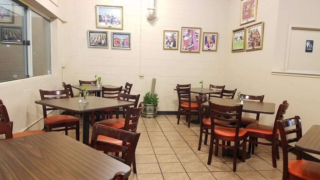 Balaji Cafe | restaurant | 298 Sunset Park Drive, Herndon, VA 20170, USA | 7034371267 OR +1 703-437-1267