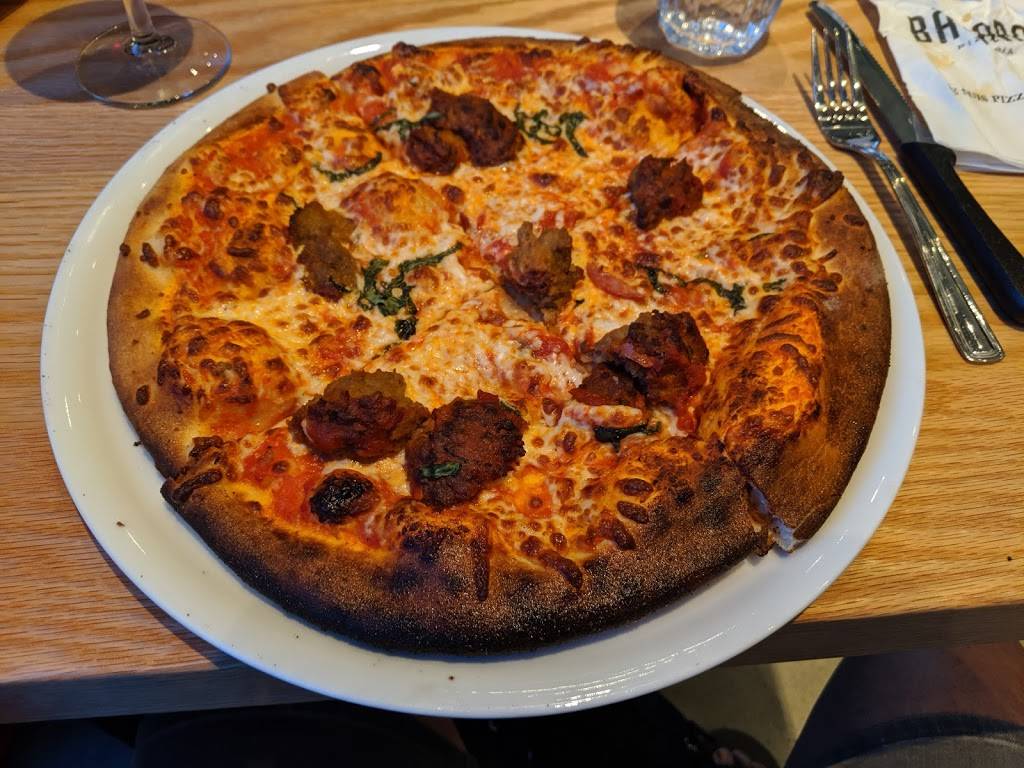 Bacaro Pizzeria | restaurant | 185 Boulevard Taschereau, La Prairie, QC J5R 6G8, Canada | 4506191816 OR +1 450-619-1816