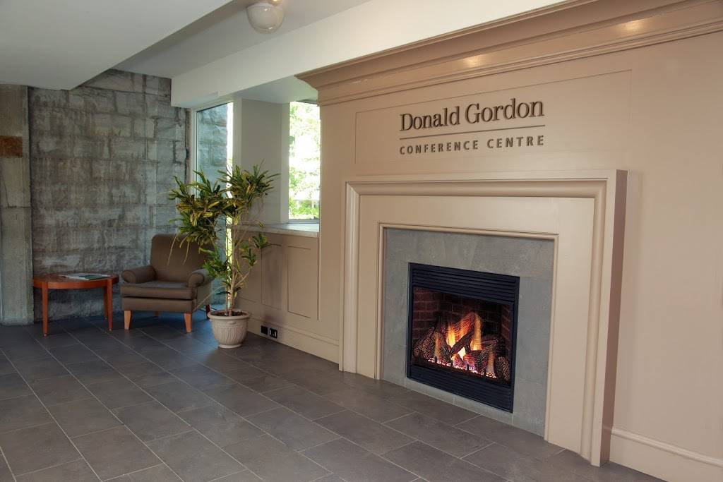 Donald Gordon Conference Centre | restaurant | 421 Union St W, Kingston, ON K7L 3N6, Canada | 6135332221 OR +1 613-533-2221