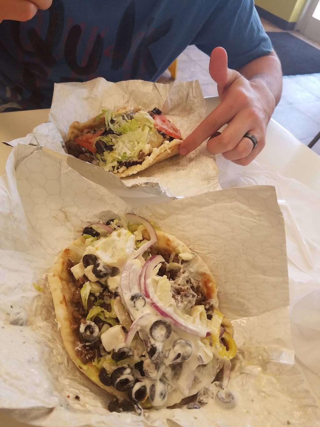 Sams Greek Café | restaurant | 1761 Tiny Town Rd, Clarksville, TN 37042, USA | 9318025583 OR +1 931-802-5583