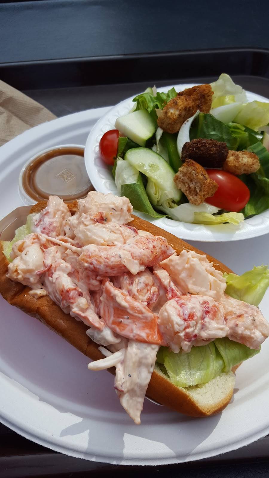 The Ice House | restaurant | 112 Wentworth Rd, Rye, NH 03870, USA | 6034313086 OR +1 603-431-3086