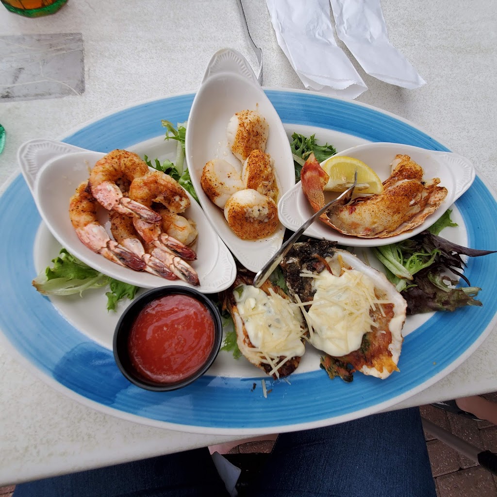 Nicks Boathouse | restaurant | 455 W Main St, Pensacola, FL 32502, USA | 8509128775 OR +1 850-912-8775