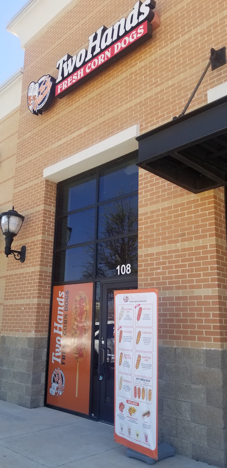 Two Hands Seoul Fresh Corn Dog | restaurant | 226 E Farm to Market Rd 544 Suite 108, Murphy, TX 75094, USA | 9724243500 OR +1 972-424-3500