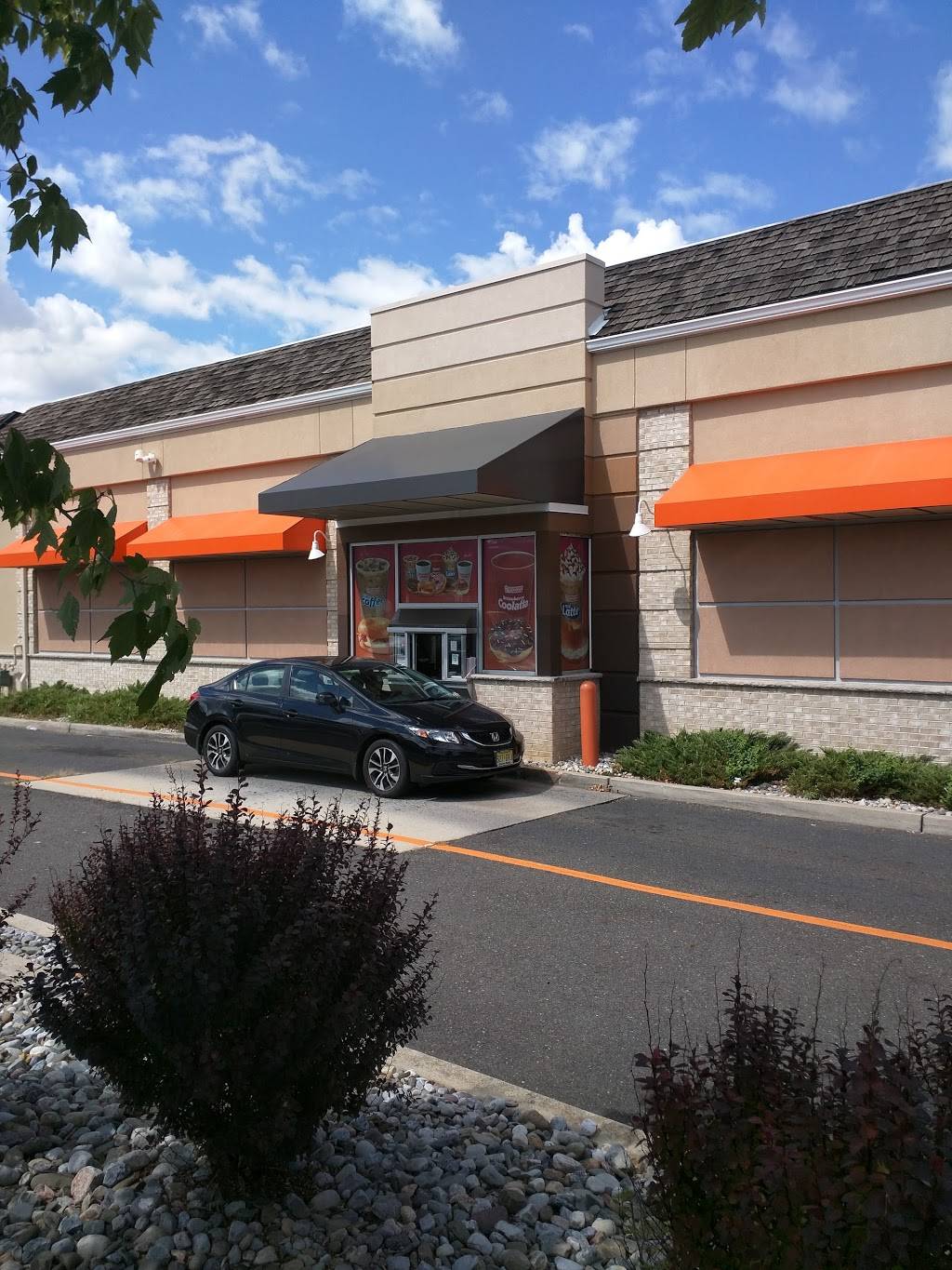 Dunkin | cafe | 178 NJ-70, Medford, NJ 08055, USA | 6099536957 OR +1 609-953-6957