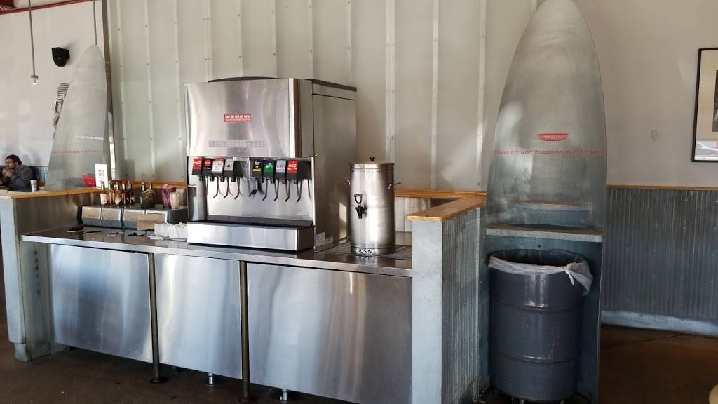 Chipotle Mexican Grill | restaurant | 22720 Three Notch Rd, Lexington Park, MD 20653, USA | 2407250330 OR +1 240-725-0330