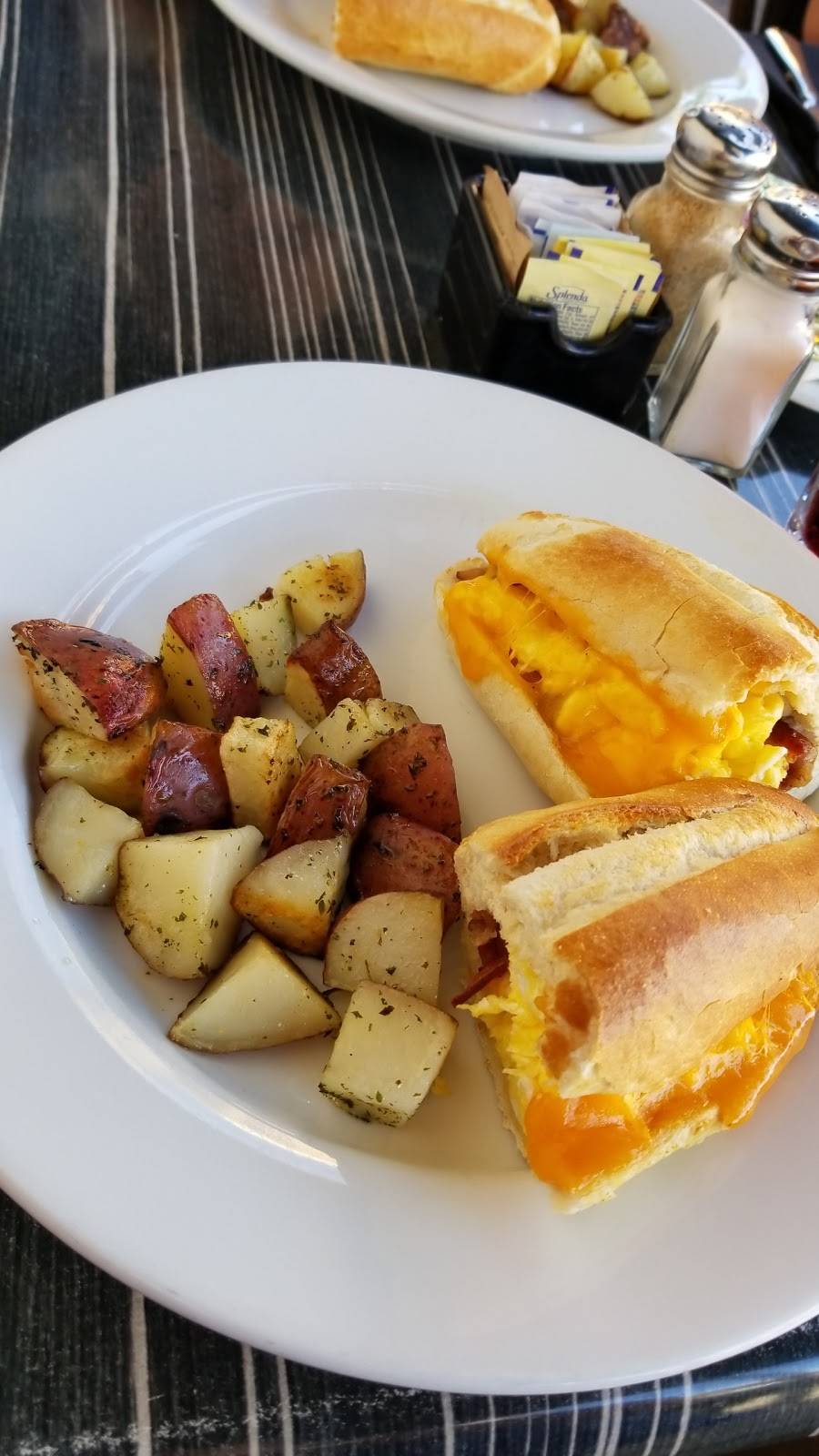 Boheme Bistro | restaurant | 1118 E Atlantic Ave, Delray Beach, FL 33483, USA | 5612784899 OR +1 561-278-4899