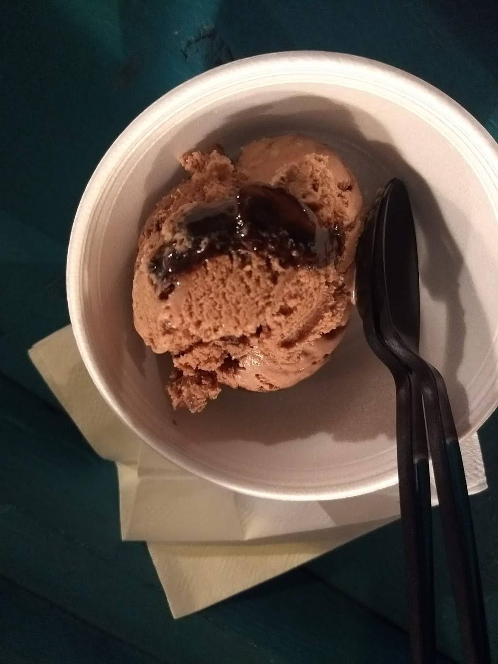 Growlers Pourhouse | restaurant | 3120 N Davidson St, Charlotte, NC 28205, USA | 7049106566 OR +1 704-910-6566