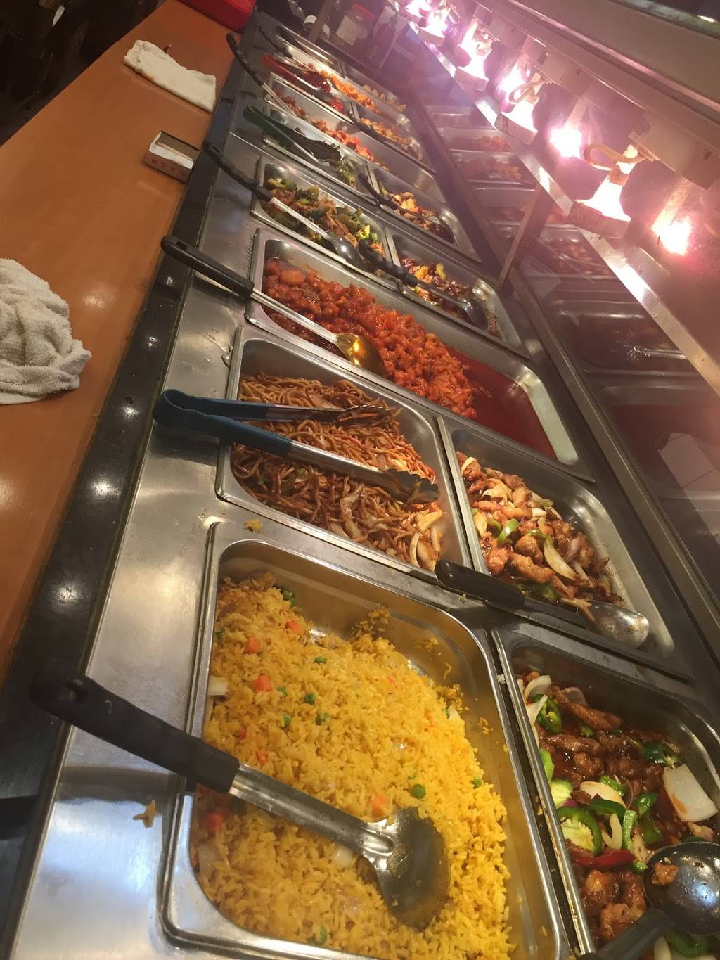 China Max | restaurant | Montgomery Mall, North Wales, PA 19454, USA | 2153688098 OR +1 215-368-8098