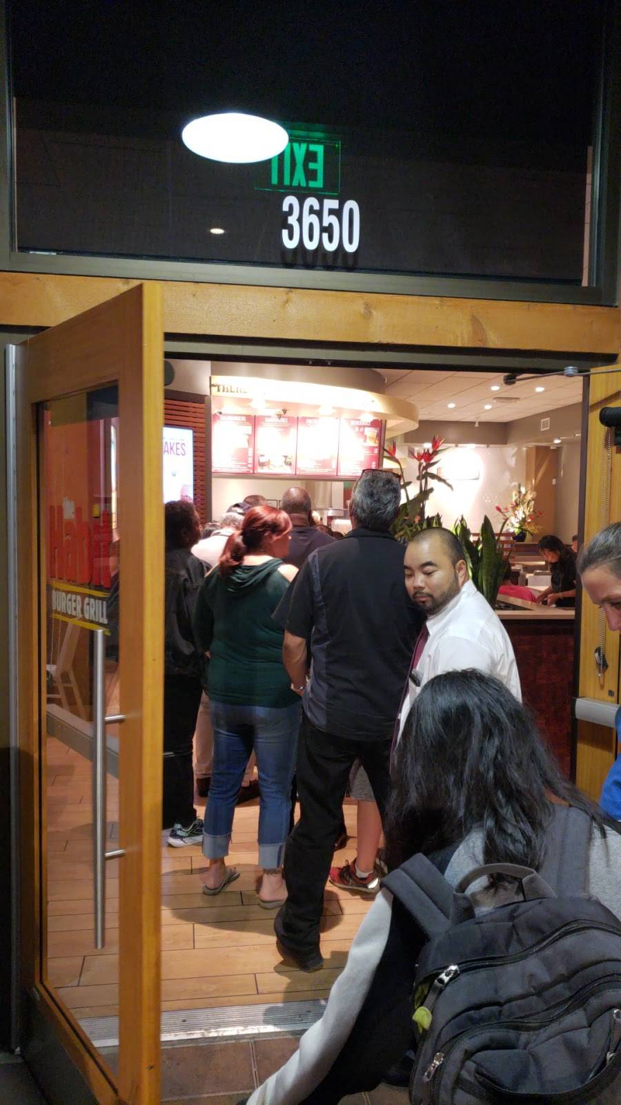 The Habit Burger Grill | restaurant | 3650 Village Dr, Castro Valley, CA 94546, USA | 5102473240 OR +1 510-247-3240