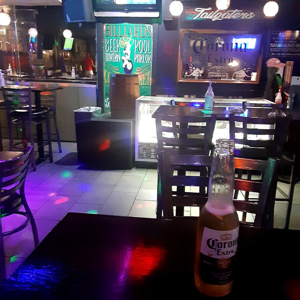 Tailgaters Pub & Grub | restaurant | 8100 Warden Rd, Sherwood, AR 72120, USA | 5018349066 OR +1 501-834-9066