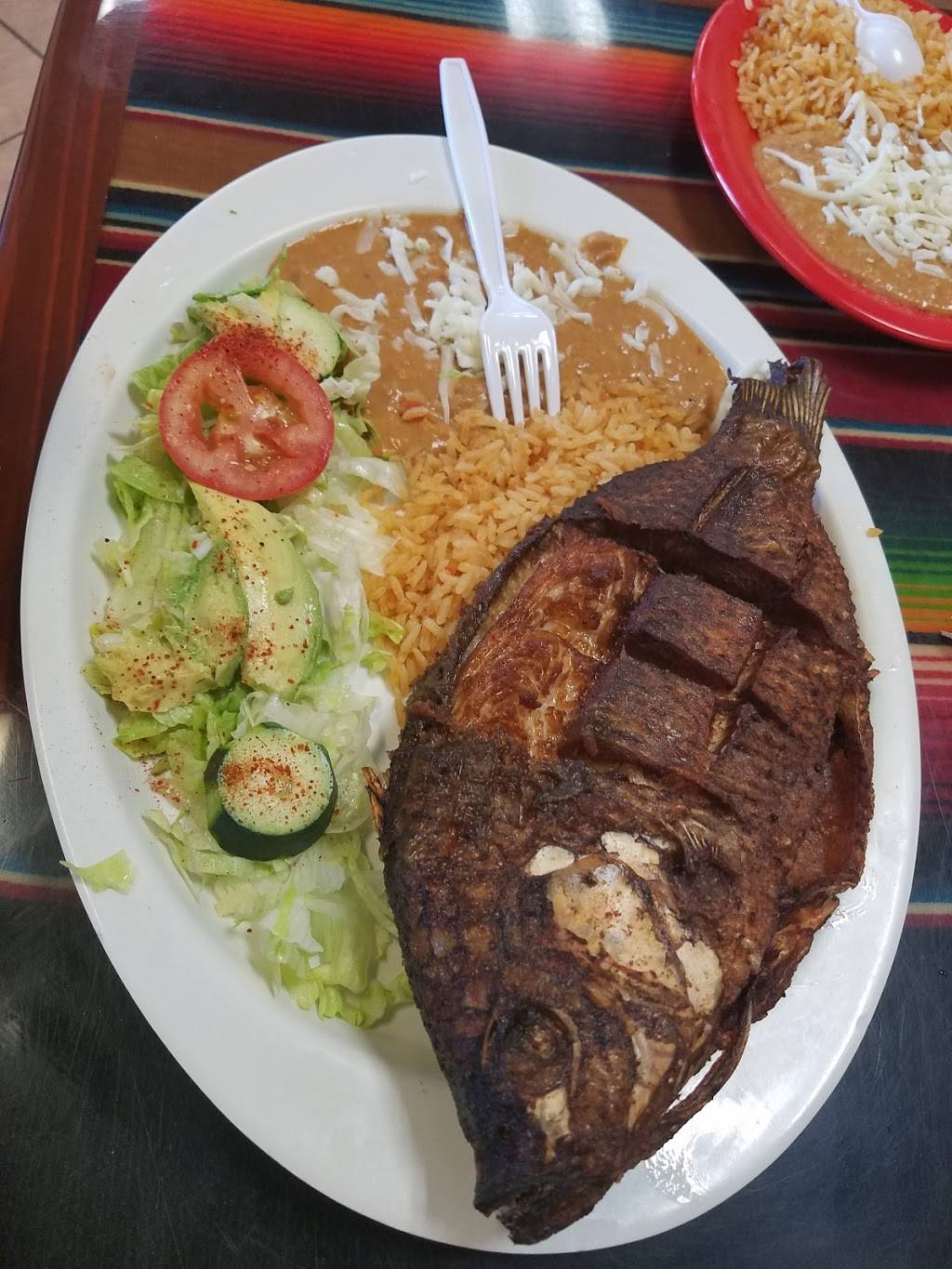 La Favorita Taqueria | restaurant | 3023 W Capitol Ave, West Sacramento, CA 95691, USA | 9163727232 OR +1 916-372-7232