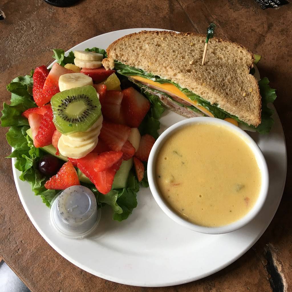 Sandy McGees Restaurant | restaurant | 314 Morton St, Richmond, TX 77469, USA | 2813449393 OR +1 281-344-9393