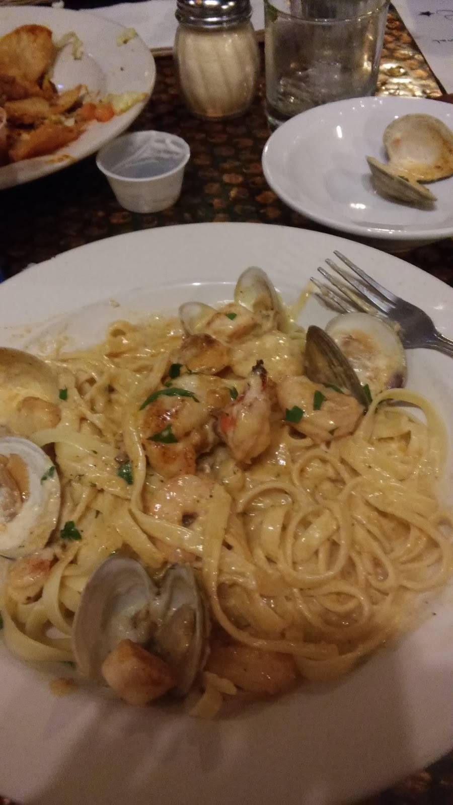 Smalleys Inn | restaurant | 57 Gleneida Ave, Carmel Hamlet, NY 10512, USA | 8452254007 OR +1 845-225-4007