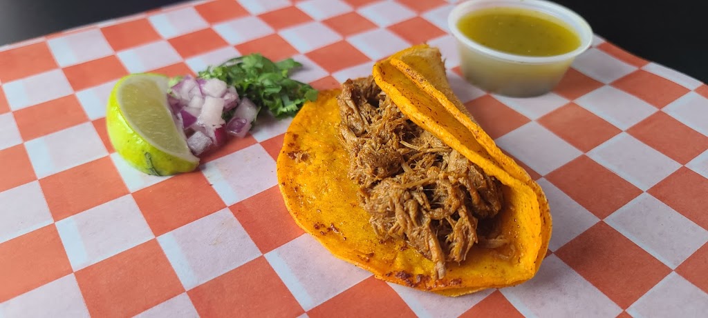 Chuchos Red Tacos West Allis | restaurant | 6751 W National Ave, West Allis, WI 53214, USA | 4144192420 OR +1 414-419-2420