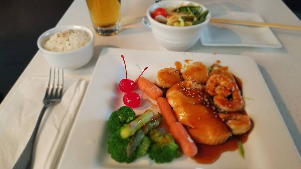 Kawa Japanese | restaurant | 325 W Silver Spring Dr, Milwaukee, WI 53217, USA | 4142495750 OR +1 414-249-5750