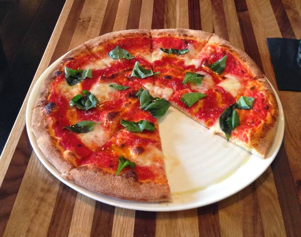 Little Villagio | meal takeaway | 7145 Main St, Clifton, VA 20124, USA | 7035432030 OR +1 703-543-2030