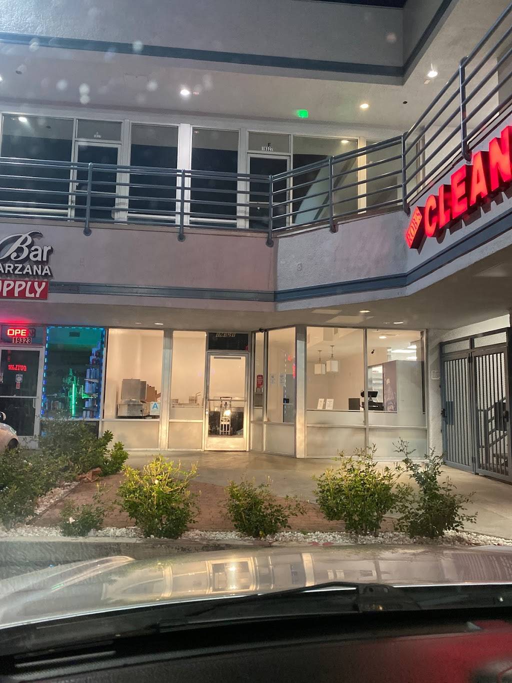 Grecos Gyros | restaurant | 19321 Ventura Blvd, Tarzana, CA 91356, USA | 8183907391 OR +1 818-390-7391