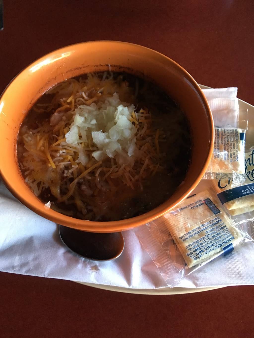 Neils Grille and Bar | restaurant | 5727 Quince Rd, Memphis, TN 38119, USA | 9016822300 OR +1 901-682-2300