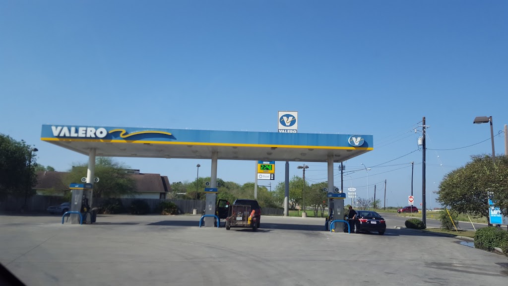 Circle K | cafe | 9401 Up River Rd, Corpus Christi, TX 78410, USA | 3612417304 OR +1 361-241-7304