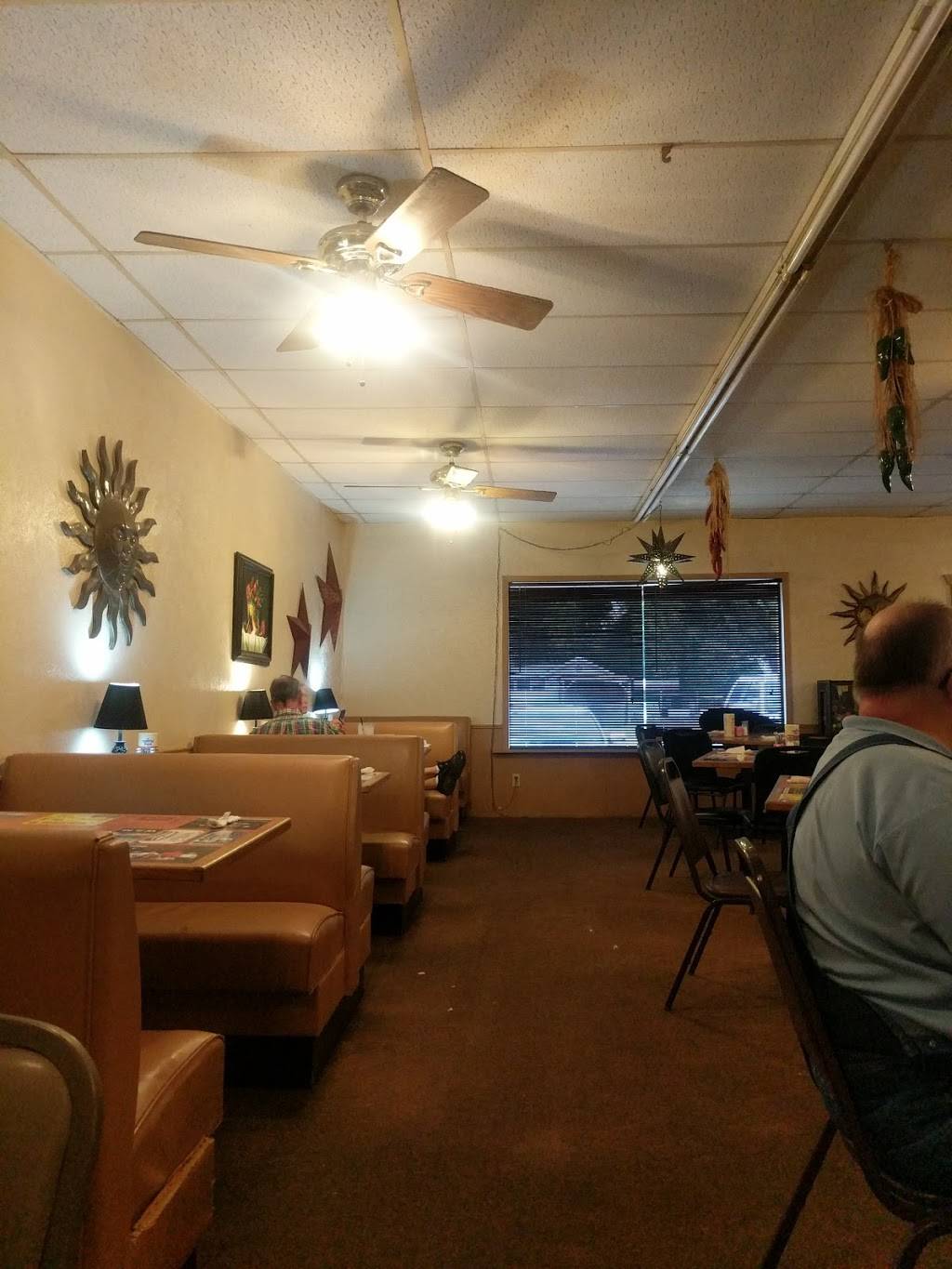 Cafe Rico | restaurant | 1013 W Main St, Eastland, TX 76448, USA | 2546310064 OR +1 254-631-0064