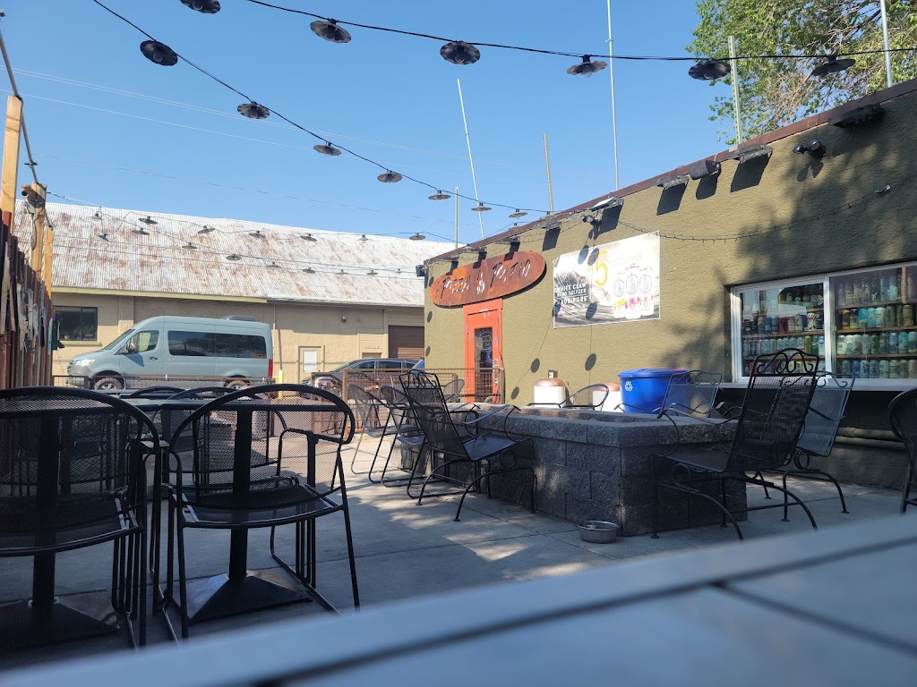 The Pizza Patio | meal delivery | 109 E Phoenix Ave, Flagstaff, AZ 86001, USA | 9287794000 OR +1 928-779-4000