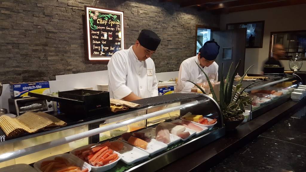 Osaka Sushi Steakhouse | restaurant | 4977 28th St SE, Grand Rapids, MI 49512, USA | 6164194628 OR +1 616-419-4628