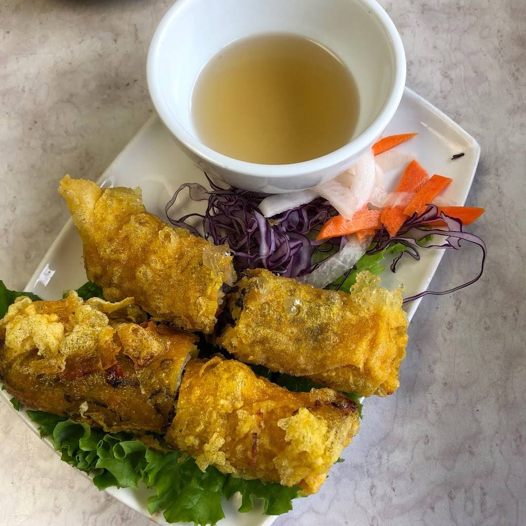 Phoenix Restaurant | restaurant | 1151 College St, Toronto, ON M6H 3K5, Canada | 4165386891 OR +1 416-538-6891